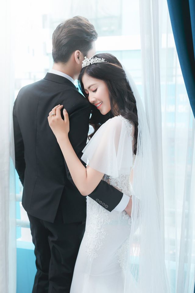 Chụp hình cưới giá rẻ TPHCM